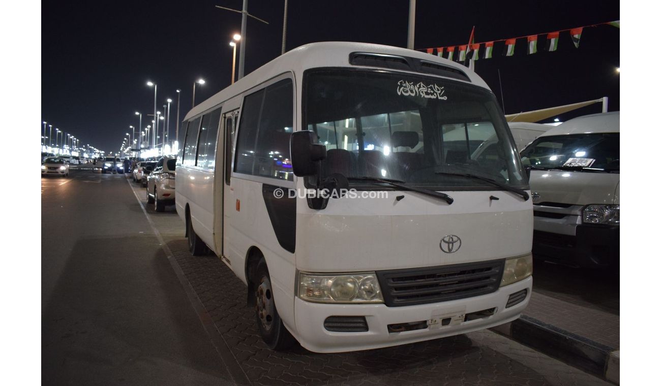 Toyota Coaster Toyota Coaster 30 seater bus Diesel, Model:2009. Excellent condition