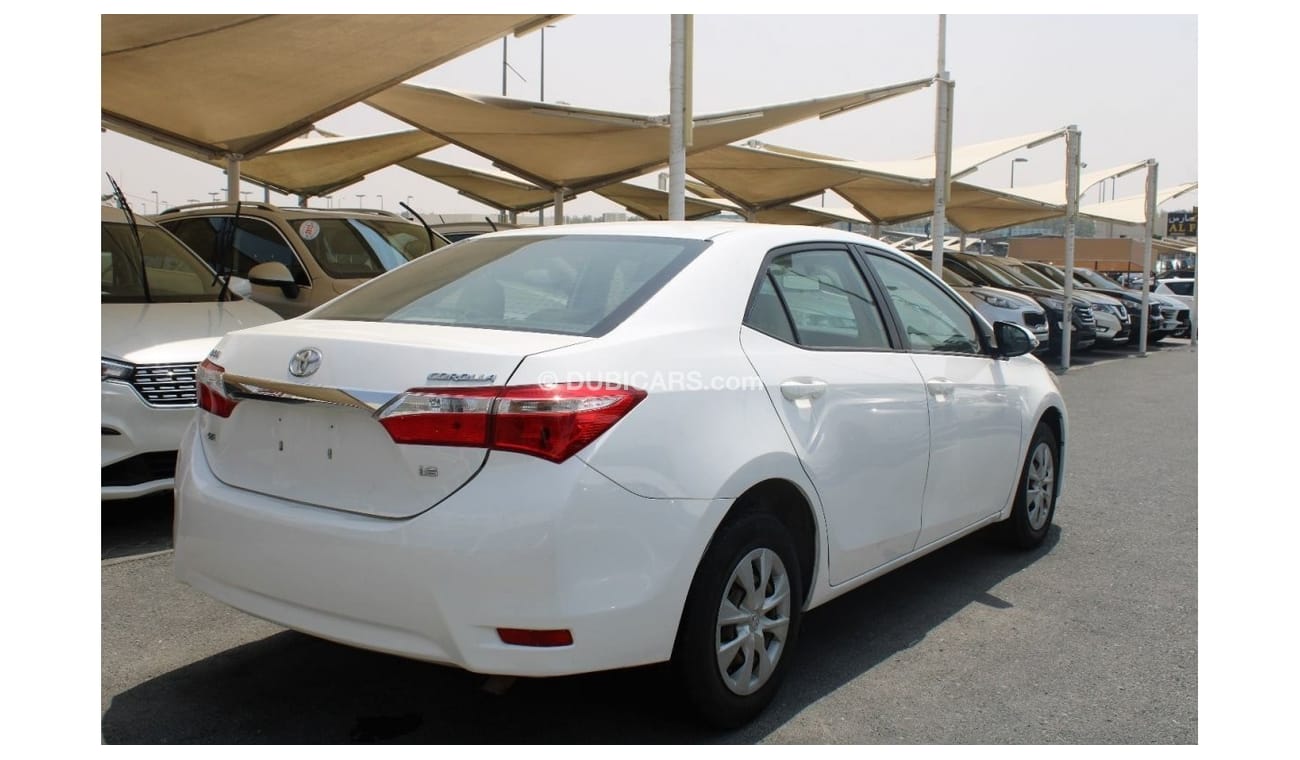 Toyota Corolla SE ACCIDENTS FREE - GCC - ENGINE 1600 CC - CAR IS IN PERFECT CONDITION INSIDE OUT