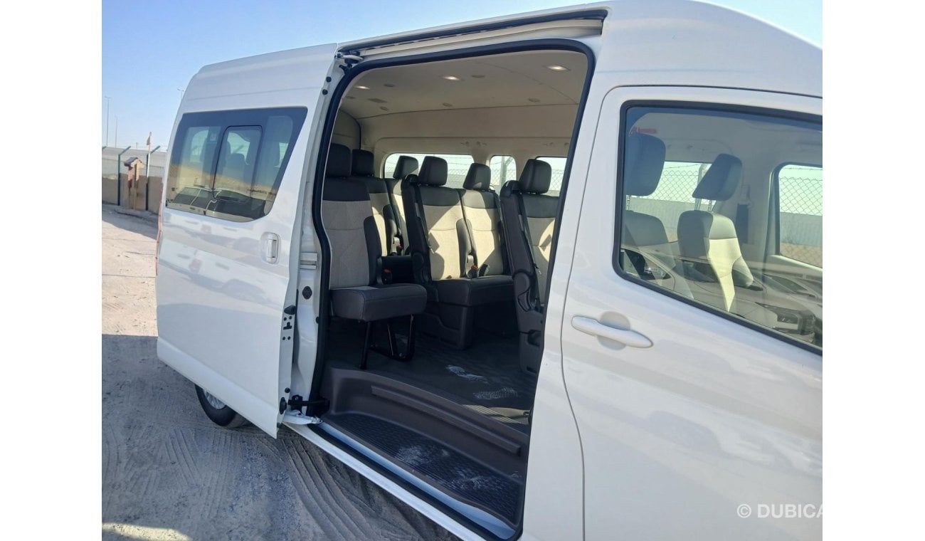 تويوتا هاياس High Roof Passenger Van - 2.8L Diesel Manual - Full Options