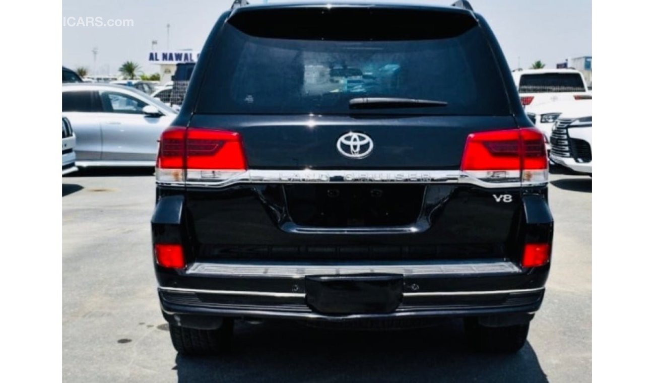 تويوتا لاند كروزر Toyota landcuriser 2018 V8