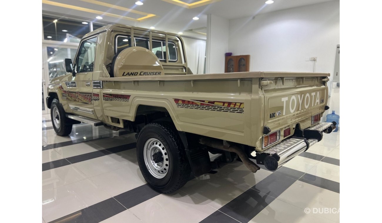 Toyota Land Cruiser Pick Up PICKUP 70th LX1