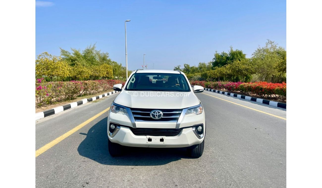 Toyota Fortuner GXR 4.0L (235 HP)