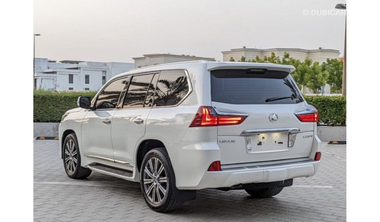 Lexus LX570 Lexus LX 570 2016 V8 petrol  Full Option left hand drive GCC Excellent condition