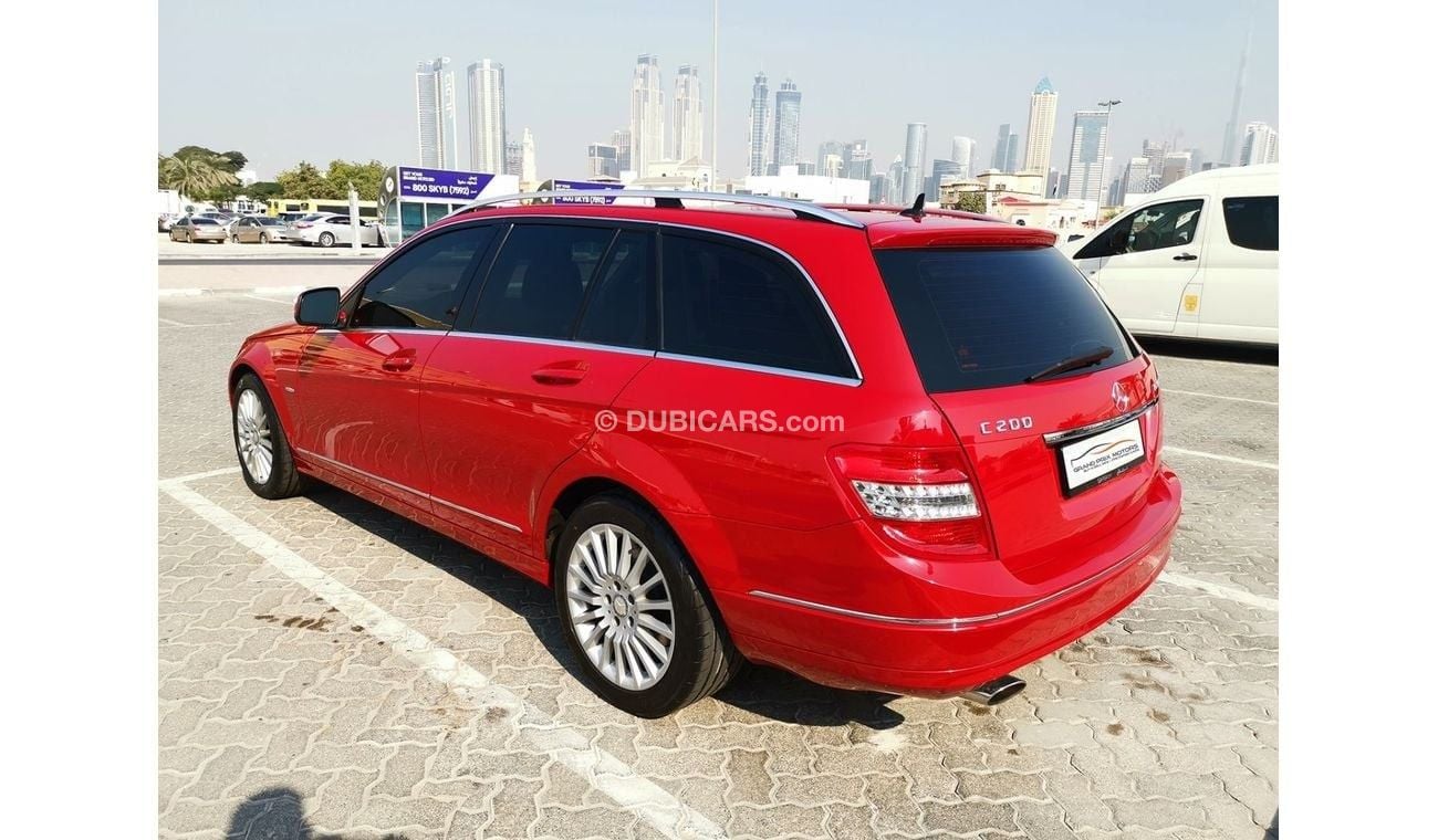 مرسيدس بنز C200 Mercedes C200 Elegance Station Wagon V4 2.0L GCC 2009 Model In Perfect Condition