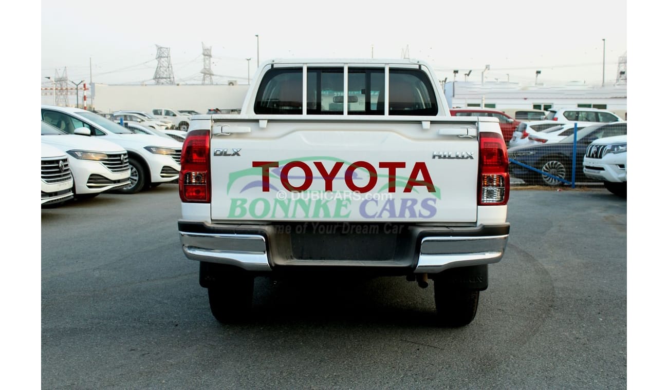 تويوتا هيلوكس Toyota Hilux 2.7L Petrol Automatic Transmission LHD Model Year 2024