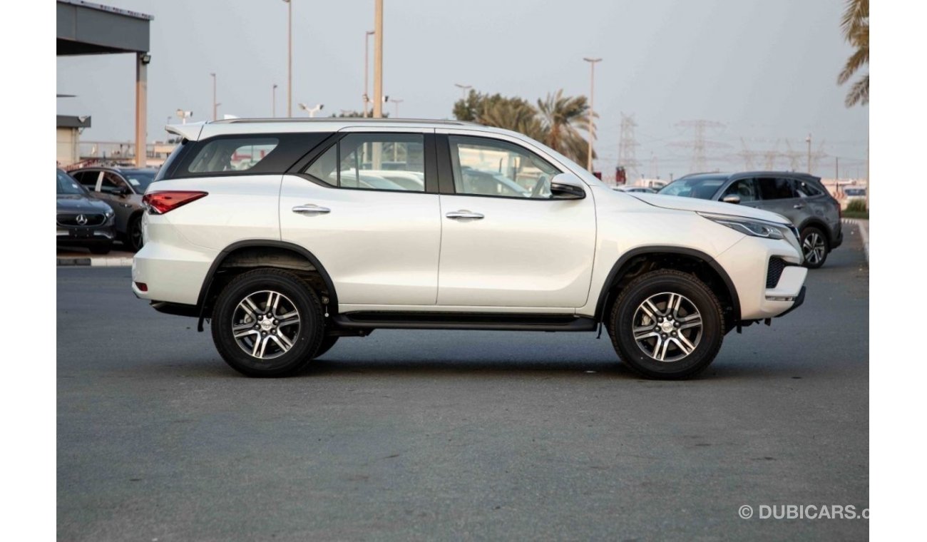 Toyota Fortuner 2023 Toyota Fortuner 2.7 EXR P AT - Pearl White inside Beige | Export Only