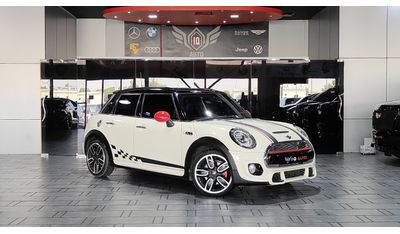 ميني كوبر إس AED 1,300 P.M | 2019 COOPER S JCW KIT | UNDER WARRANTY | PANORAMIC VIEW | GCC