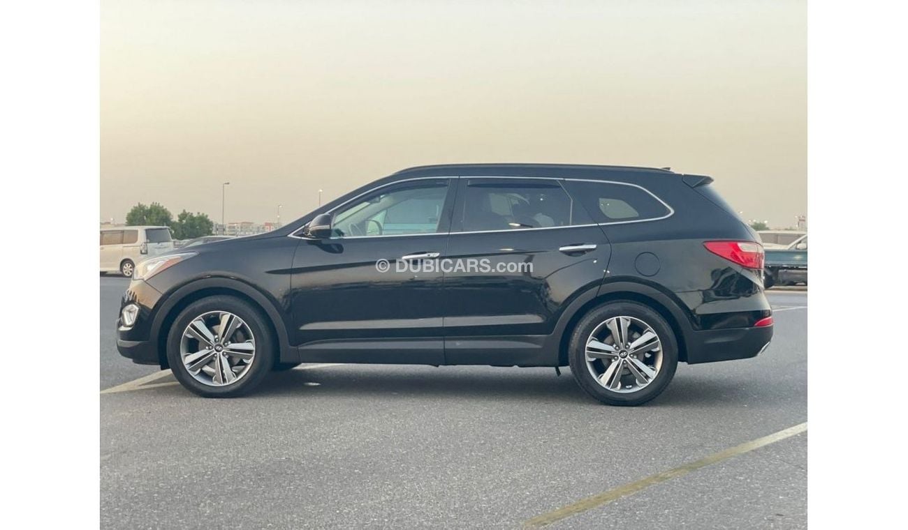 هيونداي سانتا في 2015 Hyundai Santa Fe Ultimate Limited Edition Full Option - 3.3L V6 - AWD 4x4 - 7 Seater Full Panor