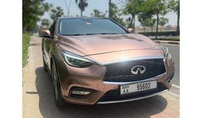 إنفينيتي Q 30 بريميوم