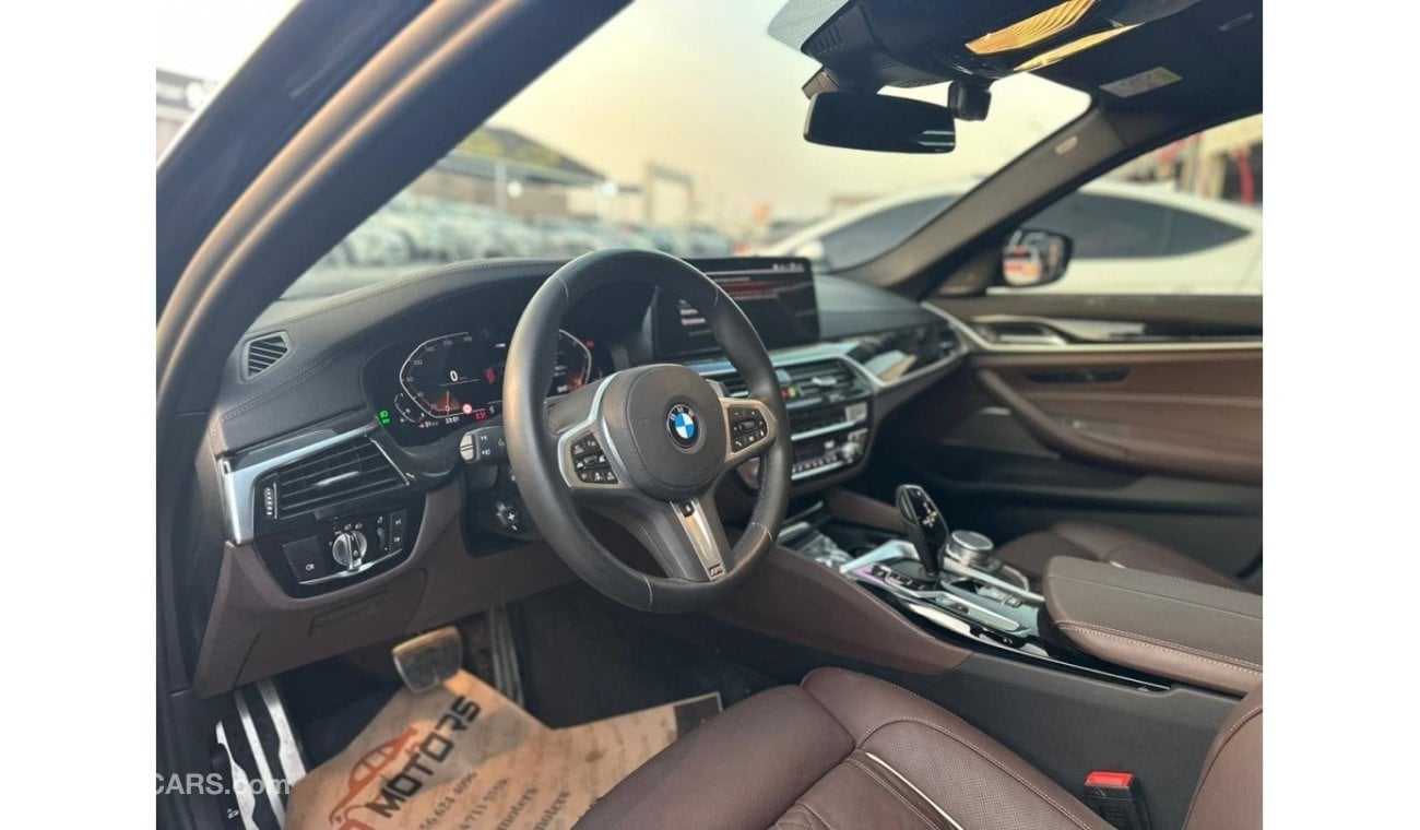 بي أم دبليو 530i Std