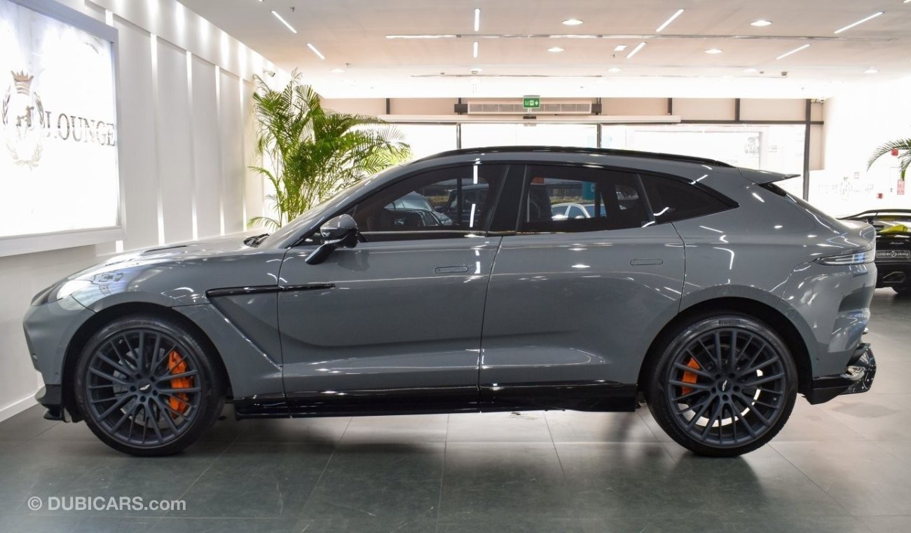 Aston Martin DBX