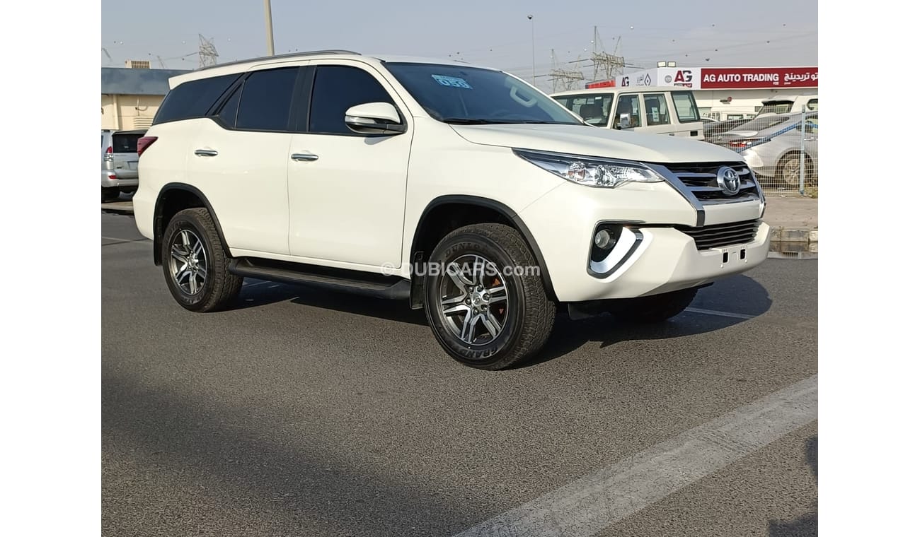 Toyota Fortuner EXR, V4 2.7L, LEATHER SEATS / FULL OPTION (LOT #  83379)