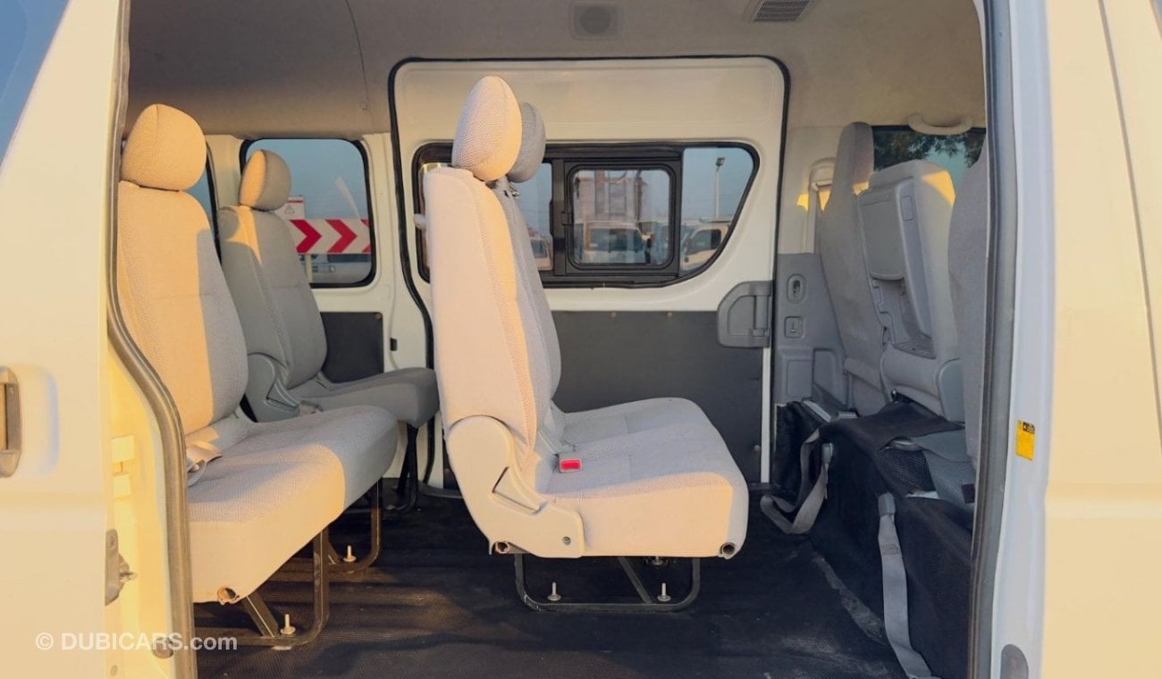 Toyota Hiace PREMIUM CONDITION | 2.5L DIESEL | MANUAL TRANSMISSION | 14 SEATERS