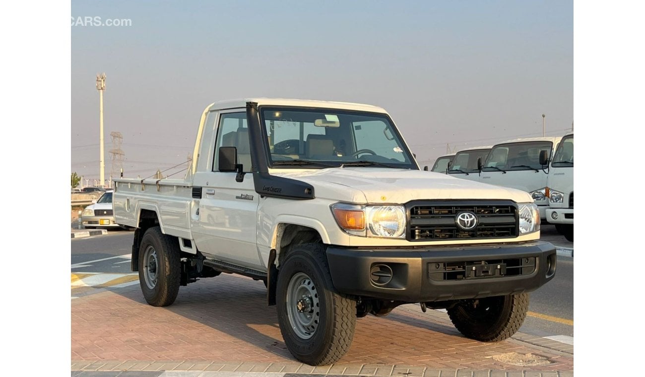 تويوتا لاند كروزر بيك آب LC79 SC PICKUP MT