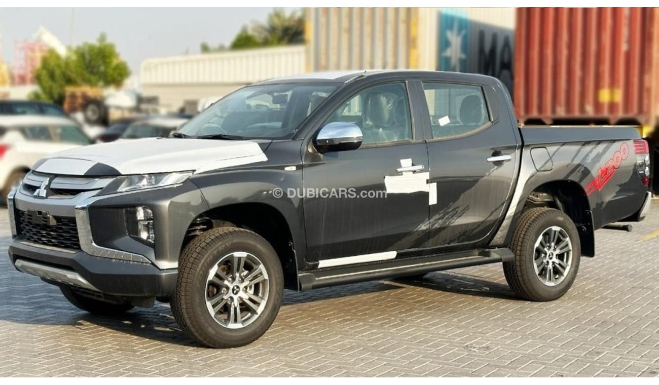 ميتسوبيشي L200 Mitsubishi L200 P DC 4WD 2.4L GLX 5MT