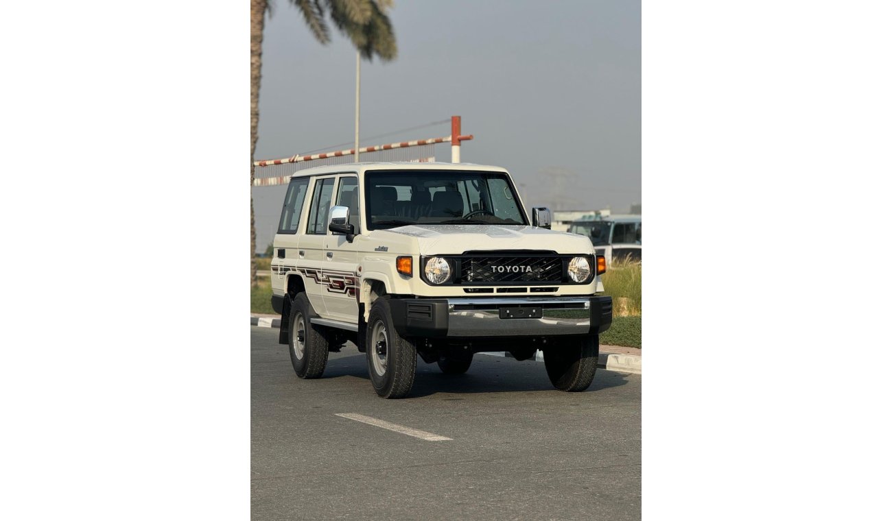 Toyota Land Cruiser 70 TOYOTA LANDCRUISER 76 4.0L V6 PETROL GRADE E MANUAL