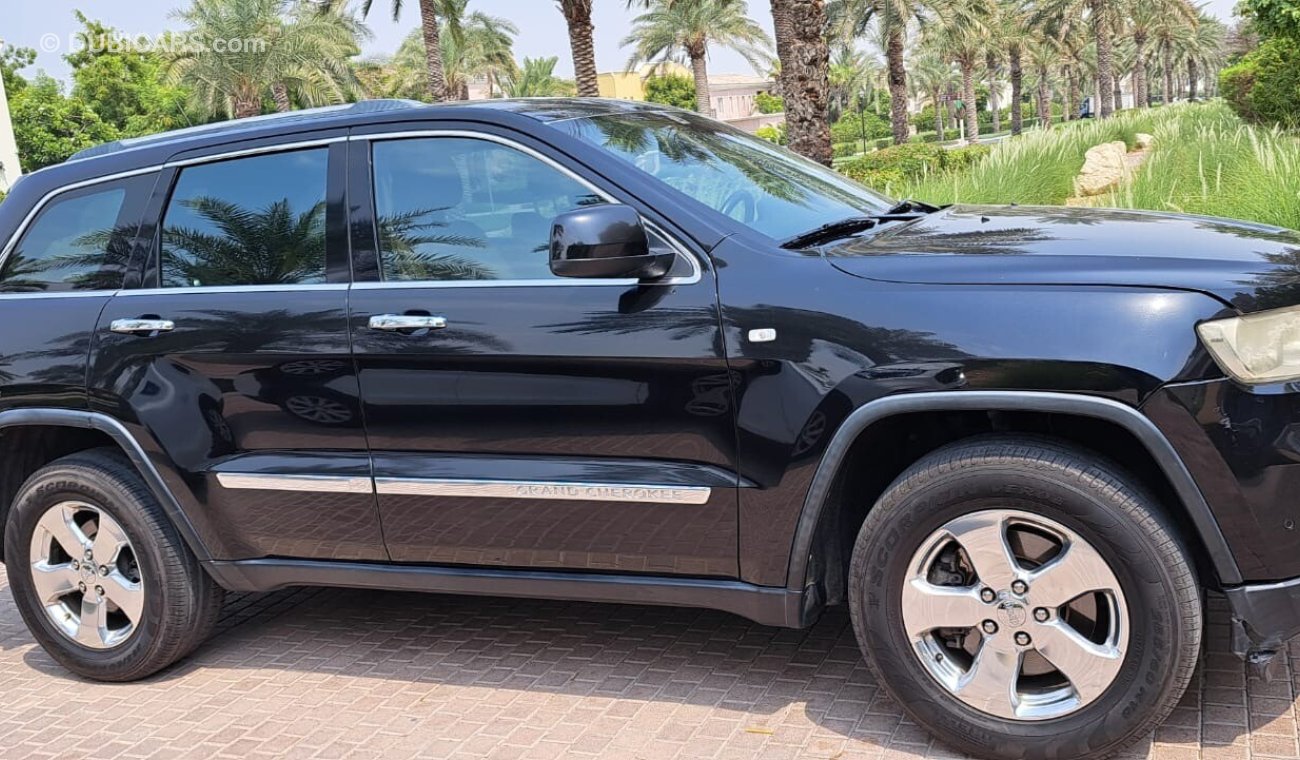 جيب جراند شيروكي Limited Plus 5.7L