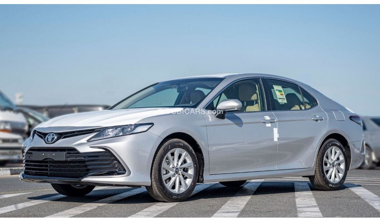 Toyota Camry LE 2.5P AT MY2023 – SILVER