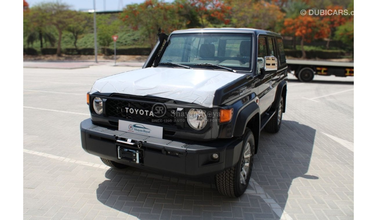 Toyota Land Cruiser Hard Top LC76 2.8L DIESEL FULL OPTION A/T 2024