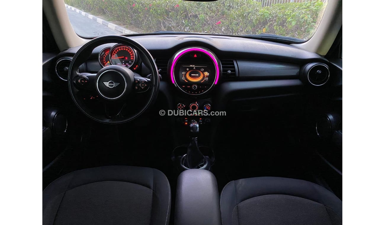 Mini Cooper MINI COOPER COUPE 2018 GCC FULL OPTIONS