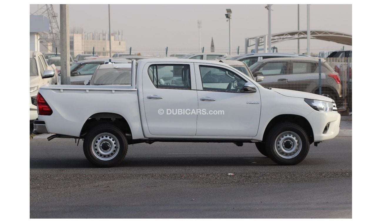 Toyota Hilux 2.4L DLX , DIESEL, MODEL 2023, AUTOMATIC TRANSMISSION, DOUBLE CABIN, 4X4, GCC SPECS