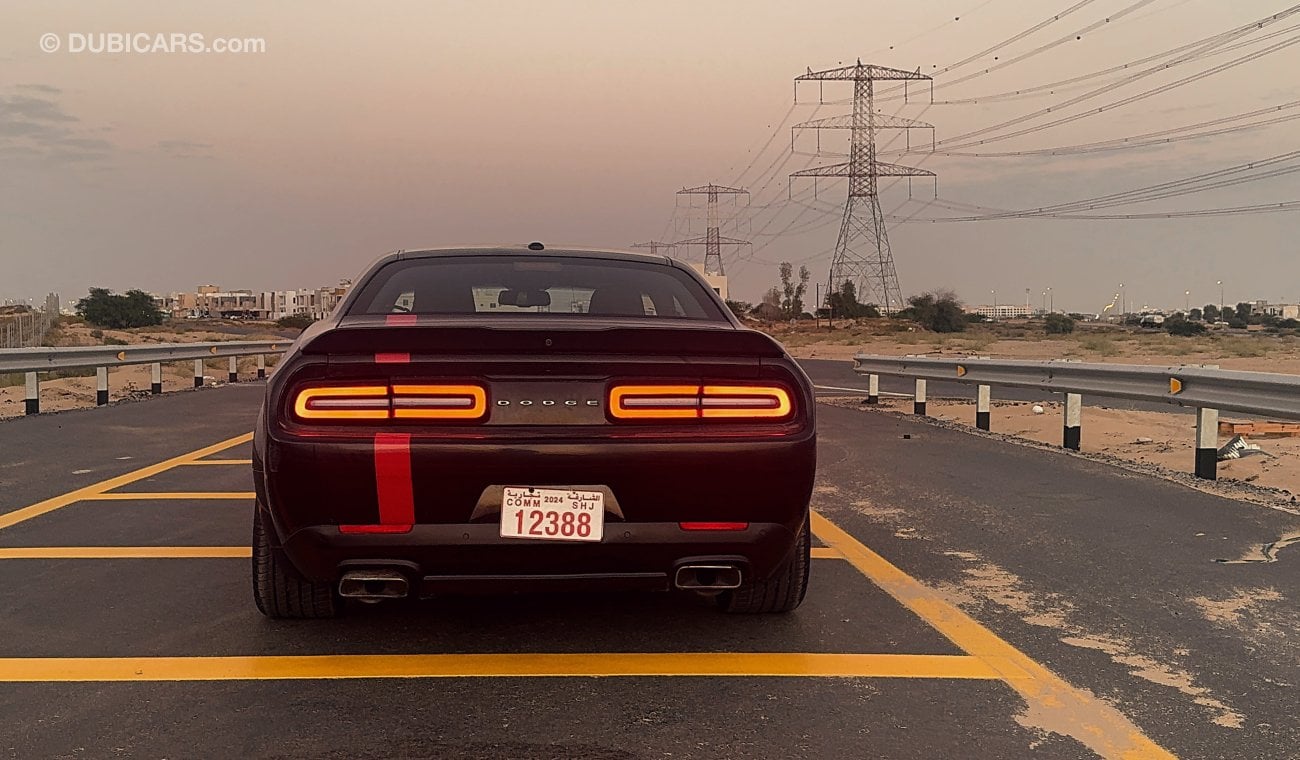 Dodge Challenger