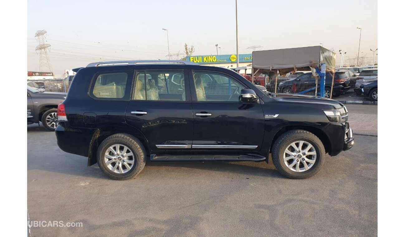 Toyota Land Cruiser GXR - V8 - DIESEL