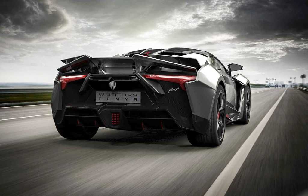 W Motors Fenyr Supersport exterior - Rear