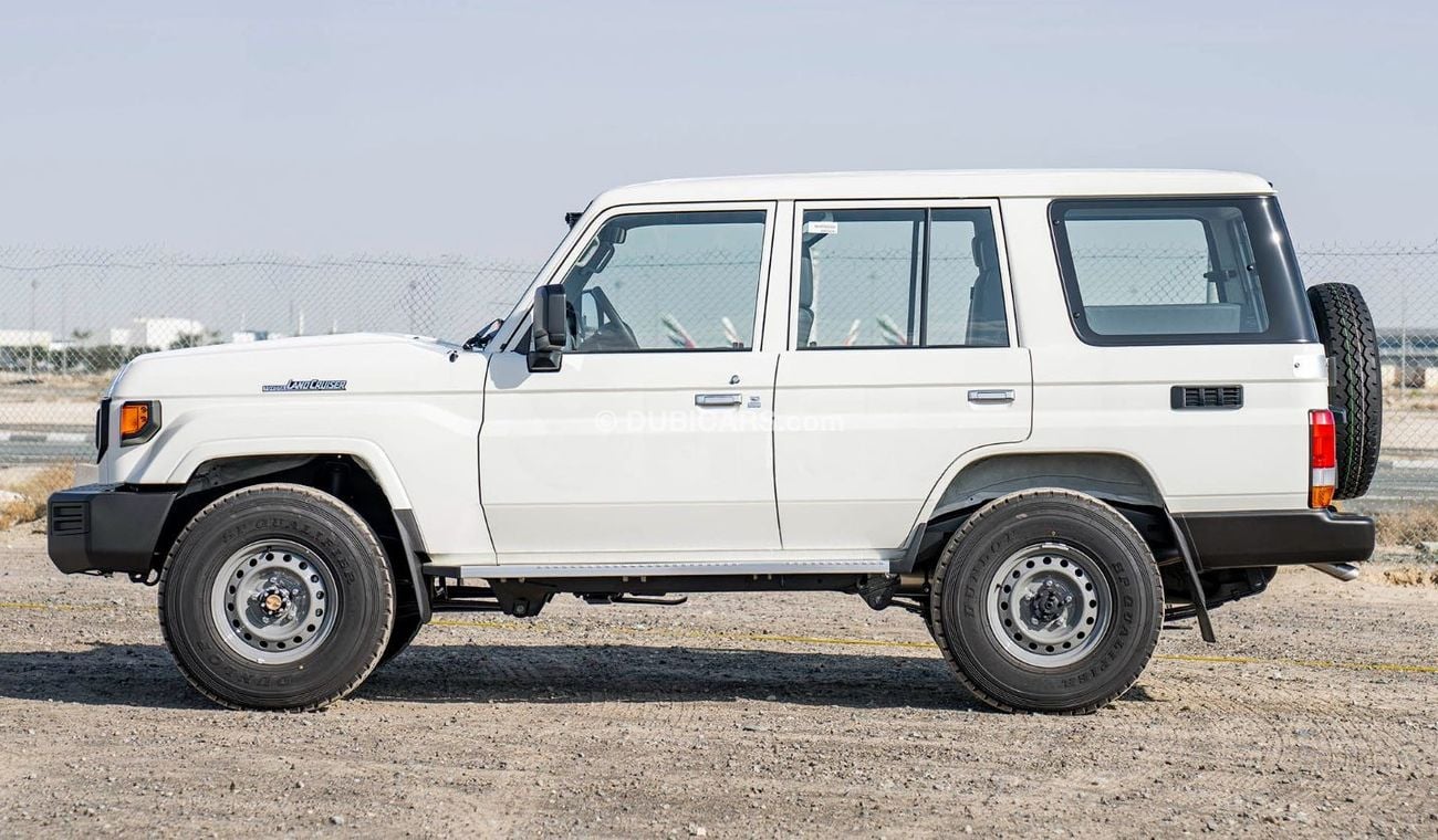 تويوتا لاند كروزر هارد توب Toyota Land Cruiser Hard Top LC76 4.2L Diesel V6 MY2024 For Export Only