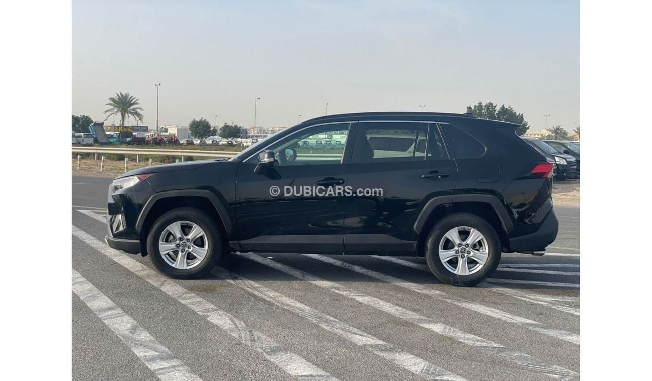 تويوتا راف ٤ 2021 Toyota Rav4 XLE MidOption+ Push start - 2.5L V4 - UAE PASS