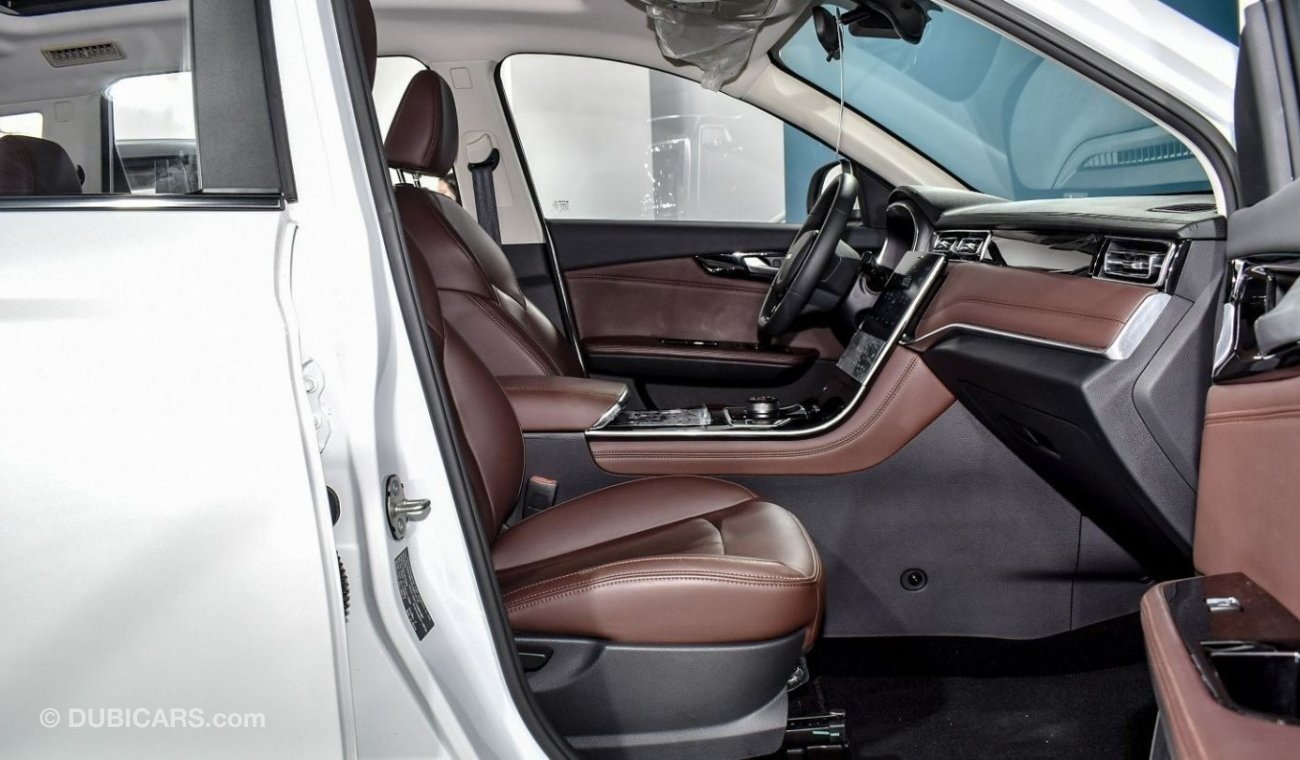 VGV U75 Plus 2.0T Luxury Leather 8AT Sinotruk SUV