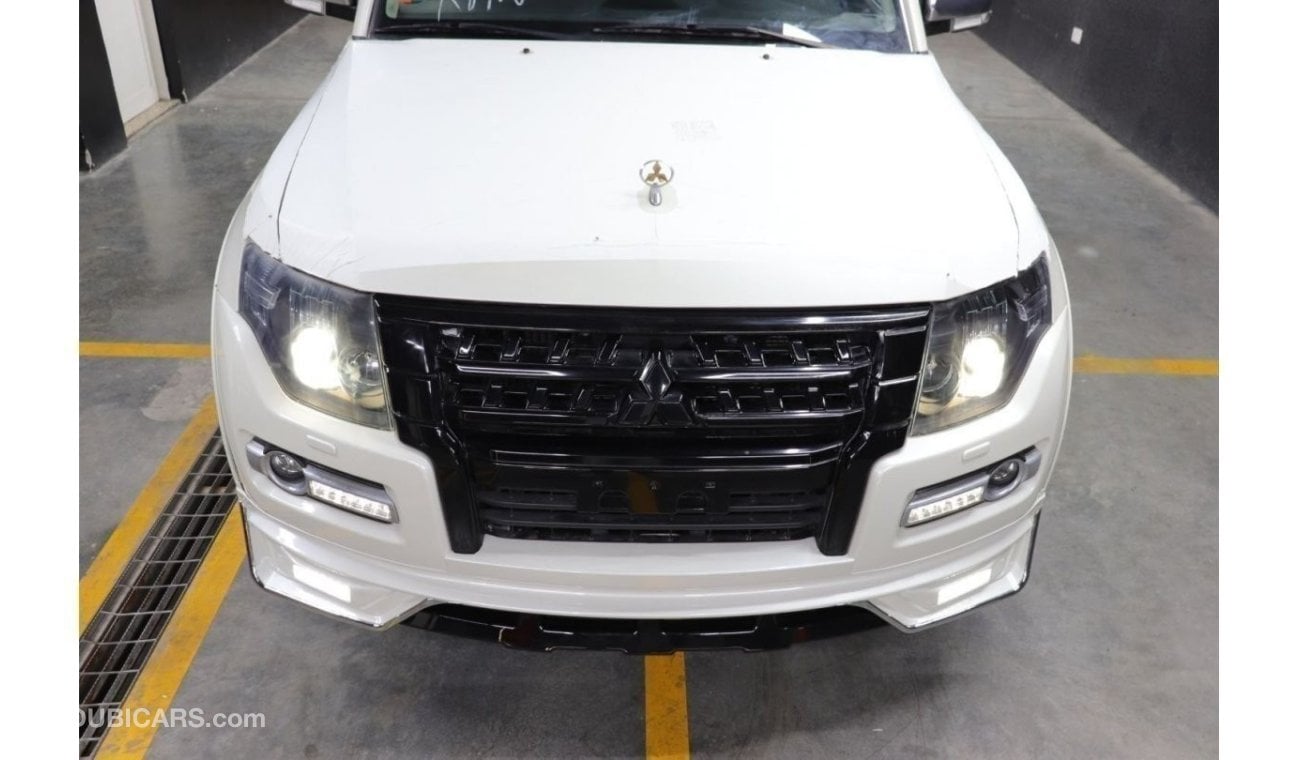 Mitsubishi Pajero 2020 MITSUBISHI PAJERO EXCLUSIVE BODY KIT V2 VROOM - BODY KIT ONLY - FOR SALE IN UAE & EXPORT