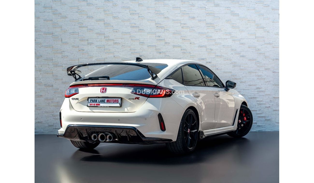 هوندا سيفيك تايب آر AED 2,595 PM • CIVIC TYPE-R • ONLY 31K KM • OFFICIAL HONDA WARRANTY AND SERVICE CONTRACT