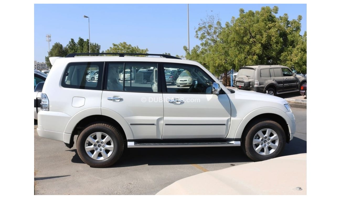 ميتسوبيشي باجيرو 2020 | BRAND NEW PAJERO 3.8 L - FULL OPTION - WITHOUT SUNROOF - EXPORT ONLY