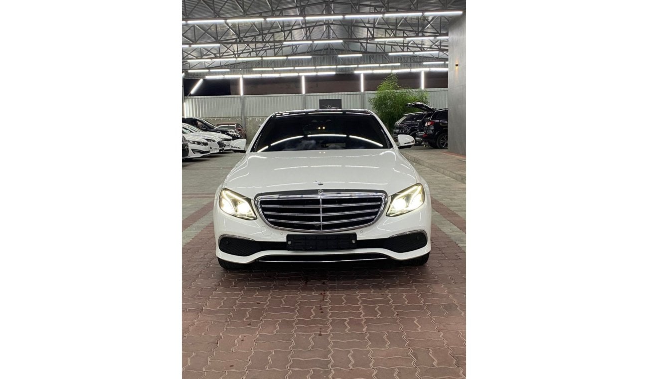 مرسيدس بنز E300 Std