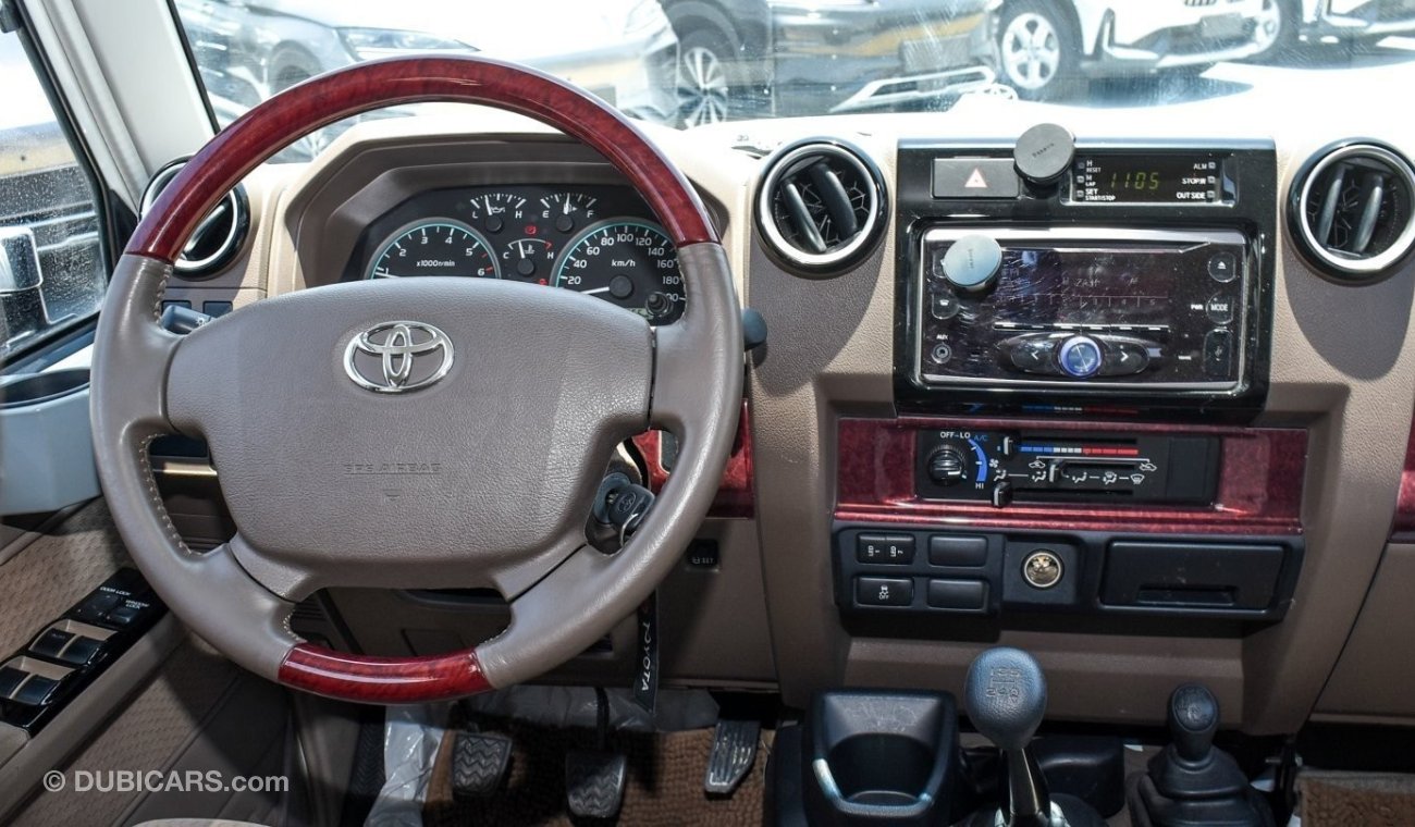 تويوتا لاند كروزر بيك آب TOYOTA LAND CRUISER PICK-UP DOUBLE CABIN 4.0L V6 2022