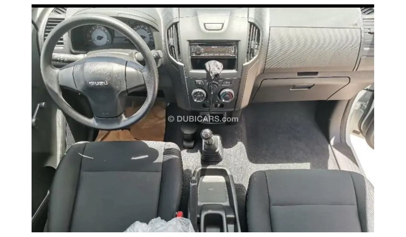 إيسوزو D ماكس D-Max 2500cc 4 cylinders DOUBLE CABIN MANUAL RWD ABS