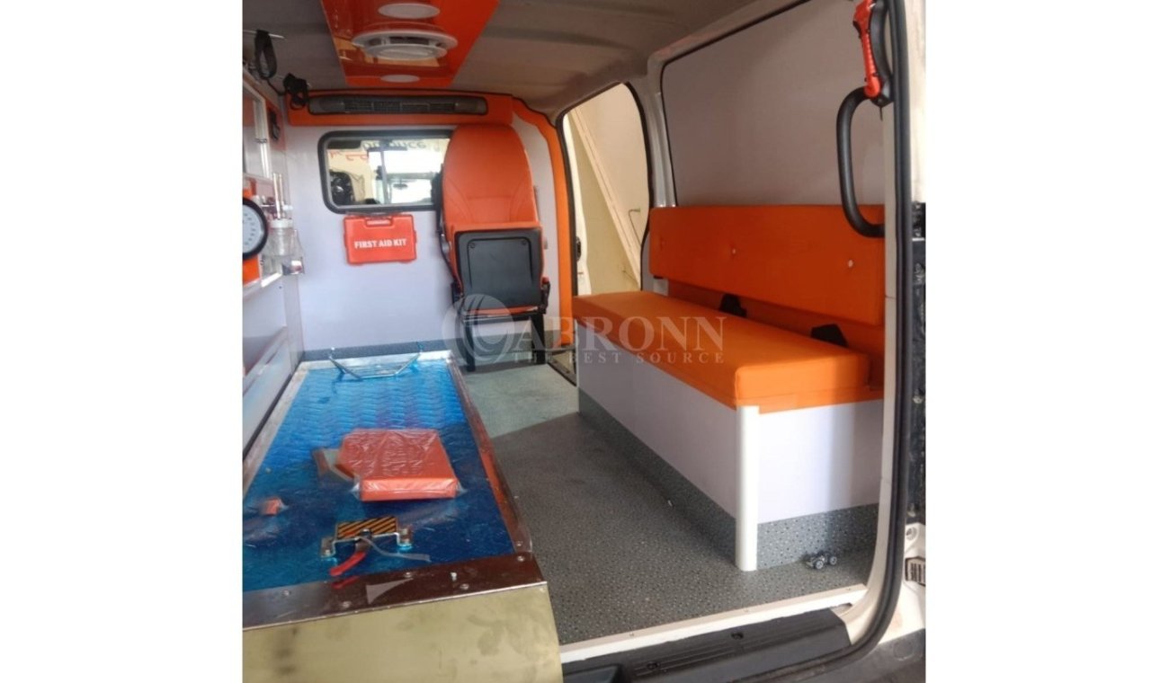 تويوتا هاياس Toyota Hiace Standard Roof 3.5L Model 2023 Ambulance