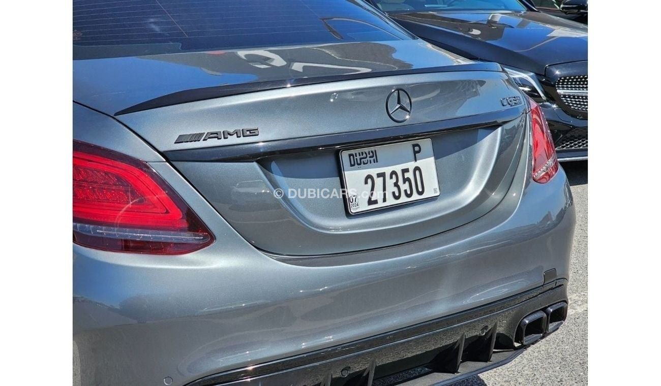 مرسيدس بنز GLC 63 S AMG