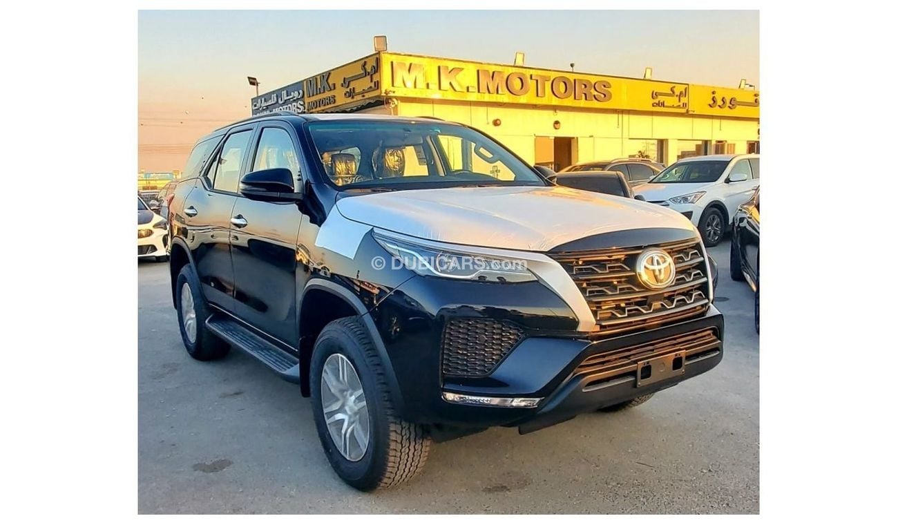 تويوتا فورتونر TOYOTA FORTUNER 4X4 PETROL 2.7L