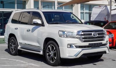 Toyota Land Cruiser GXR V8