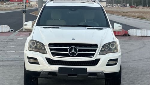 Mercedes-Benz ML 500 MODEL 2009 GCC CAR PERFECT CONDITION INSIDE AND OUTSIDE FULL OPTION PANORAMIC ROOF