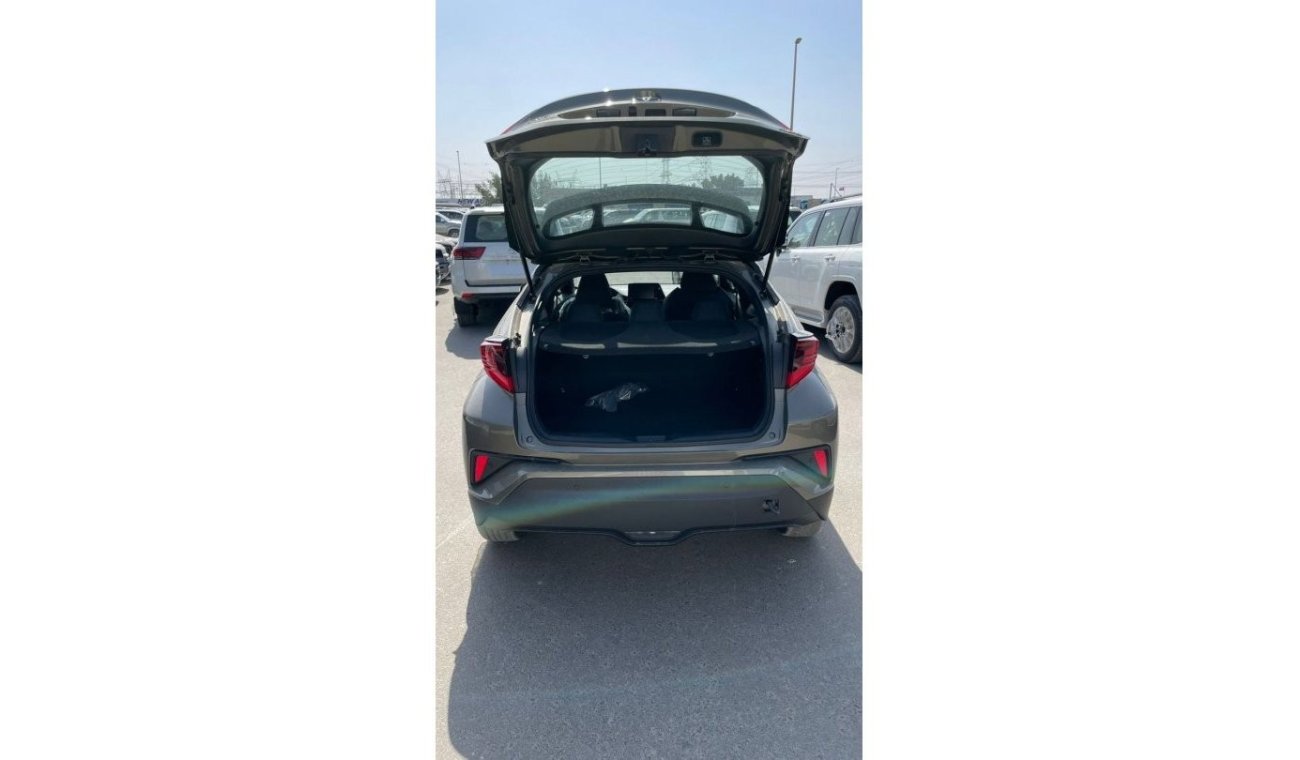 تويوتا CHR 2022 Toyota CHR 1.2L Petrol AWD Brand New