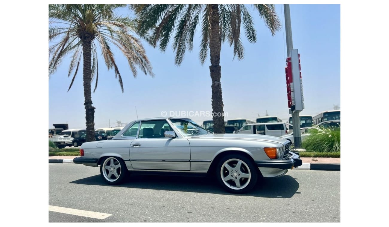 مرسيدس بنز 560 CLASSIC MERCEDES BENZ SL 560 1986