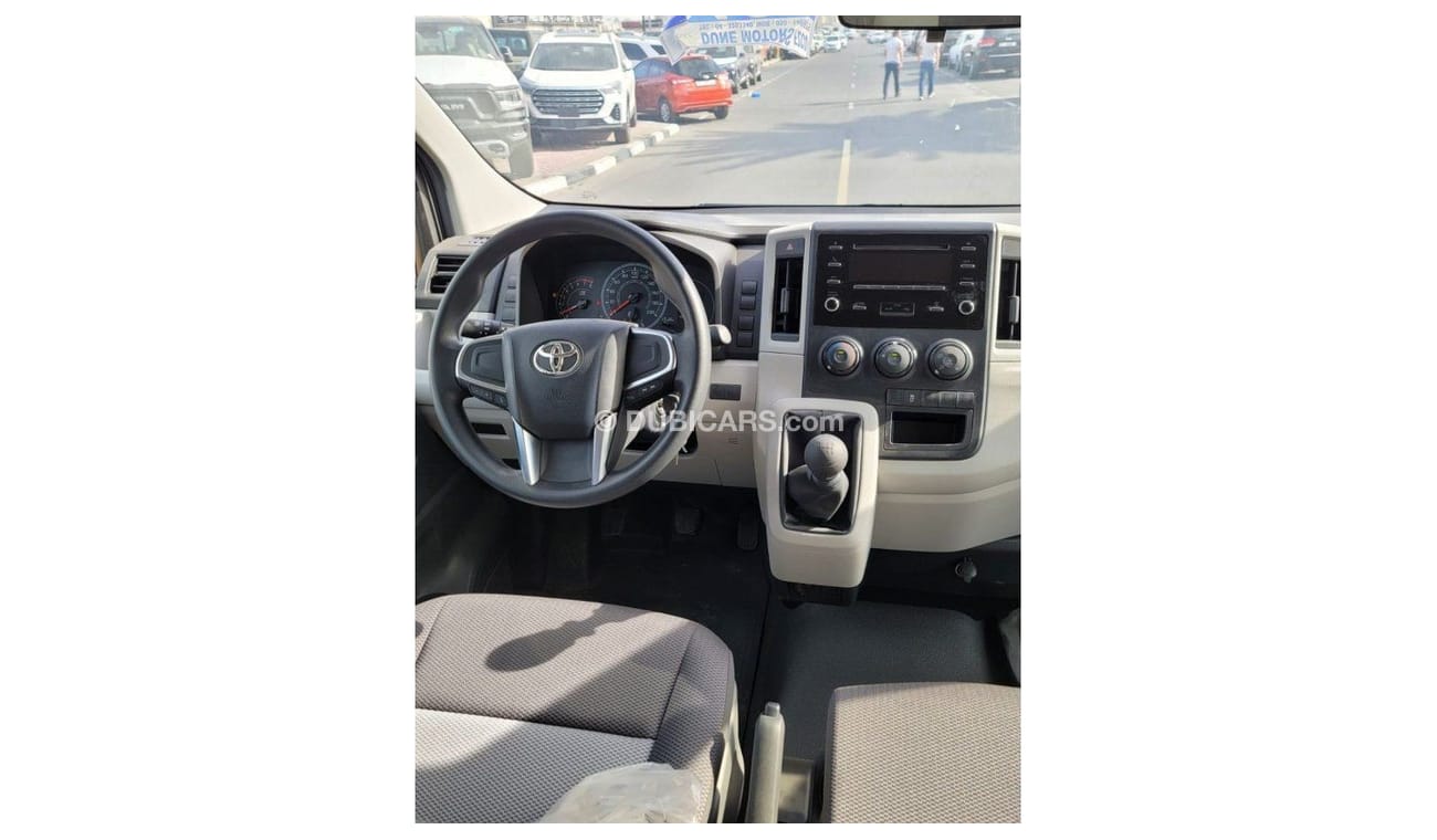 تويوتا هاياس toyota hiace 2023 3.5l v6 petrol manual gcc