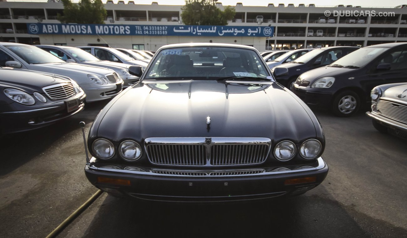 Jaguar XJ6