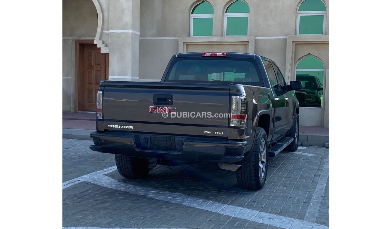 GMC Sierra 5.3L V8 SLT Crew Cab (AWD)