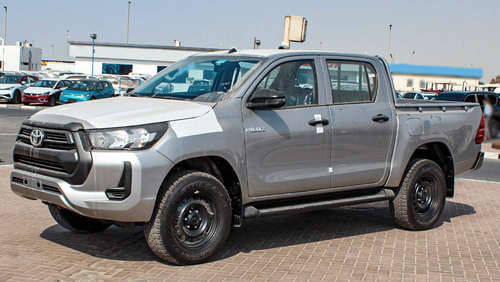 تويوتا هيلوكس TOYOTA HILUX 2.4L MED TURBO ABS 3X AIRBAGS POWER PACK