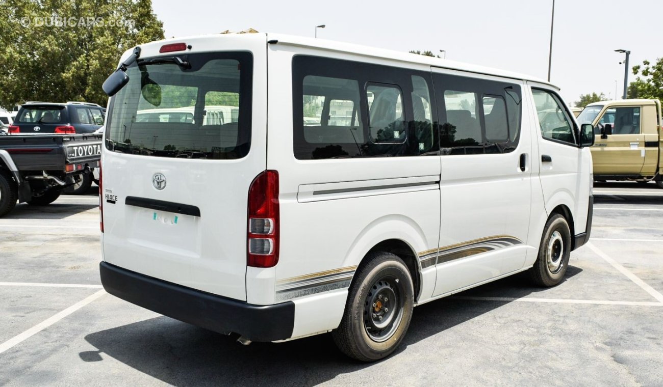 تويوتا هاياس Standard Roof Passenger Van - 2.5L Diesel Manul