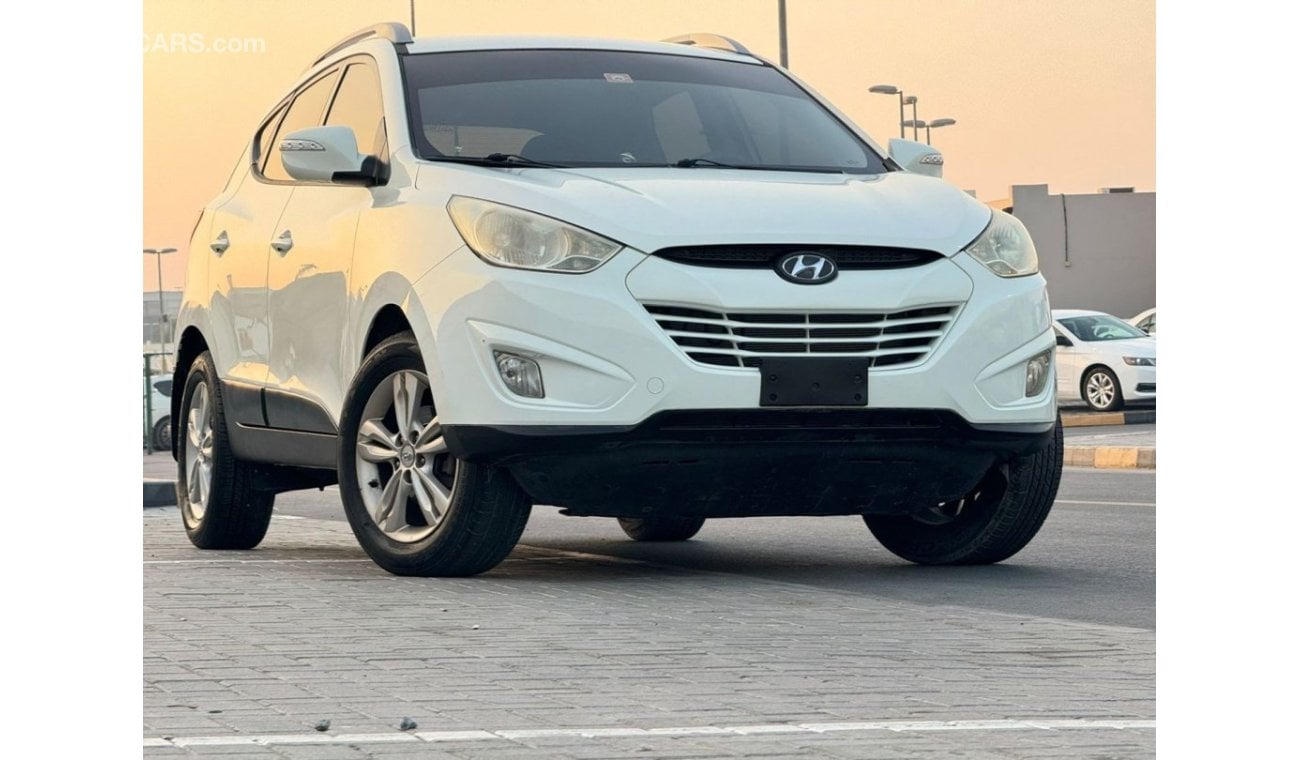 Hyundai Tucson GLS 2.0L In excellent condition and requires no expenses